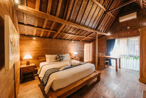 King Room with Pool View room in Moson Bali Villa Legian