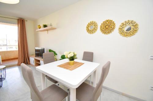 Expoholidays - Apartamentos Puerto Almerimar