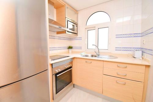 Expoholidays - Apartamentos Puerto Almerimar