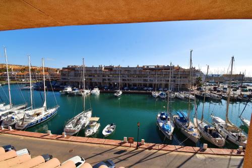 Expoholidays - Apartamentos Puerto Almerimar