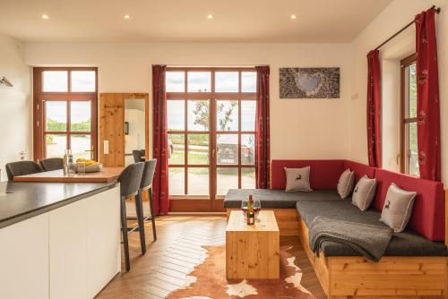 Hotel ChiemseePanorama in Gstadt