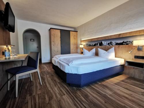 1 queen bed