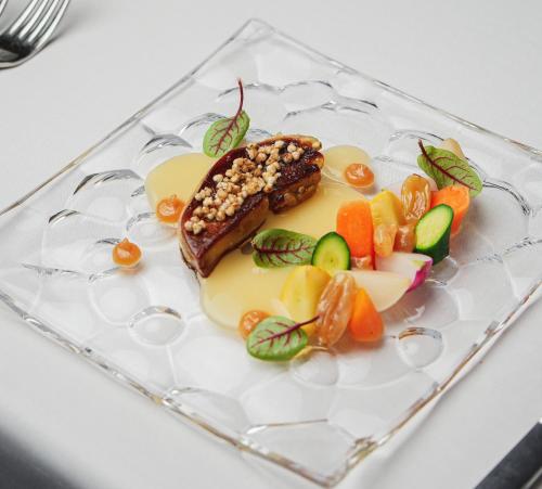 Golden Well - main image