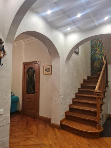 Apartment Kiss, Ryga