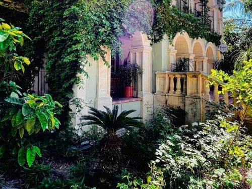 Babil Bahceleri - Gardens of Babel Babil Bahceleri - Gardens of Babel