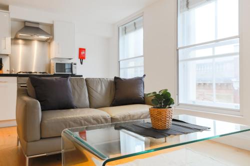 Covent Garden Apartments - image 6