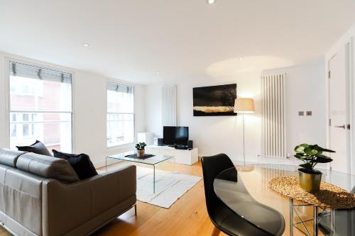 Covent Garden Apartments - image 8