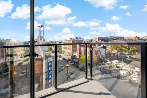Apartment with Balcony image 1