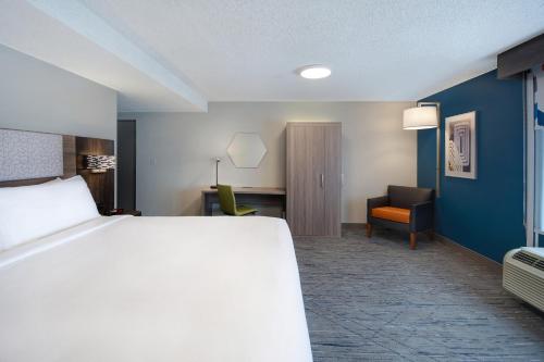 Holiday Inn Express Rochester - University Area, an IHG Hotel