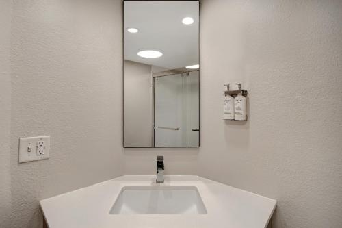 Holiday Inn Express Rochester - University Area, an IHG Hotel in Rochester, USA