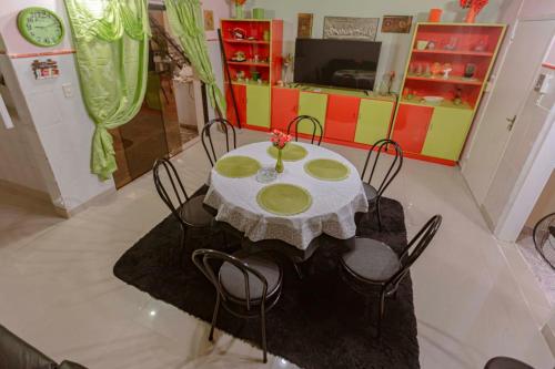 Doña Nelly Doña Nelly