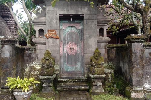 Villa Adhi Rajasa