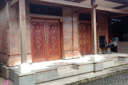 Villa Adhi Rajasa