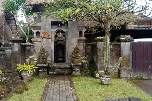 Villa Adhi Rajasa