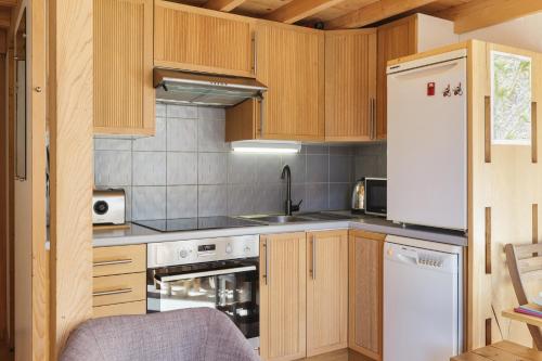 Kitchen, Residence Grand Roc - Campanules 413 - Happy Rentals in Argentiere