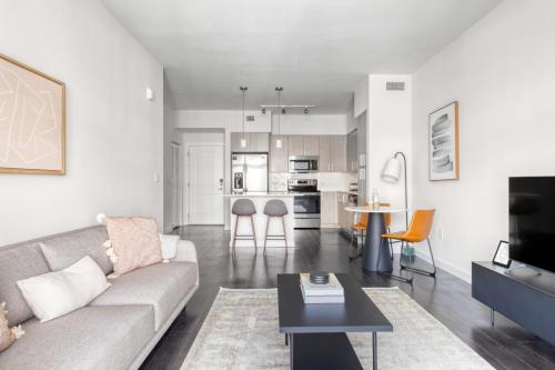 Ponciana Park 1BR w Gym WD Pool nr WF MIA-7 in Fort Lauderdale, USA