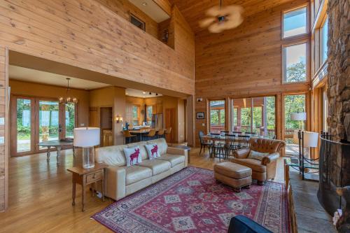 The Summit of Beech in แบนเนอร์เอลค์ (นอร์ทแคโรไลนา)