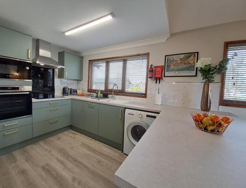 River Retreat - Norfolk Broads in Brundall