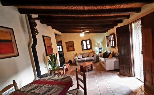 Los Montes Traditional Casa with private pool