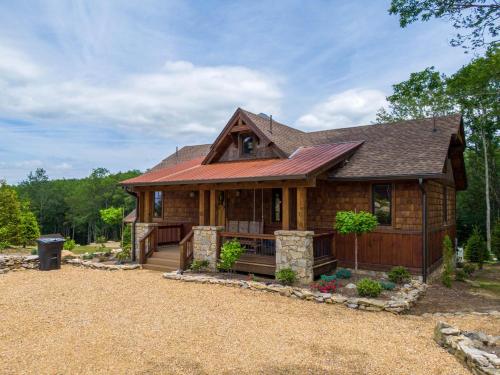 An Escape to Remember at Eagles Nest in Banner Elk, USA