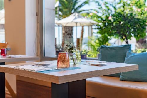 La Sort Boutique Hotel - image 6