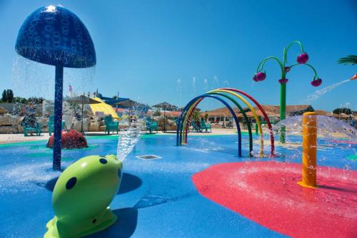 Camping Officiel Siblu Les Charmettes - image 9