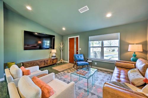 Modern Bentonville Home Mountain Bikers Paradise in Bentonville, USA