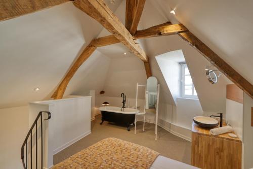 Hôtel Loysel le Gaucher - image 2