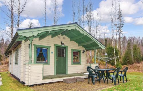 . Beautiful Home In Storfors With Kitchen