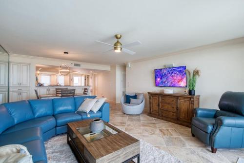 New Smyrna Beachfront Modern Condo in New Smyrna Beach, USA
