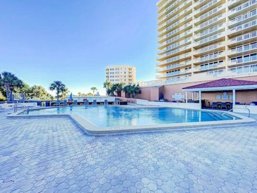 razgled, New Smyrna Beachfront Modern Condo in North Atlantic Avenue