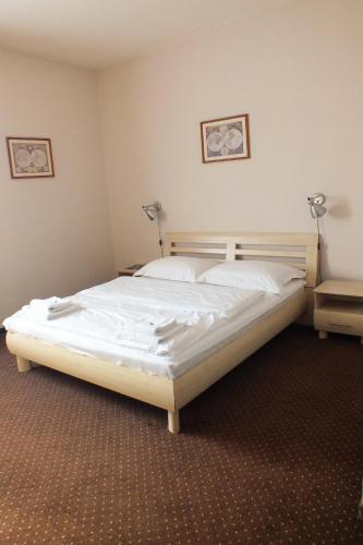 Motel Subaru – Warsaw, WV