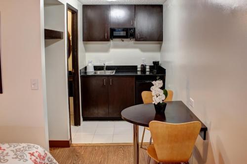 Americas Best Value Inn Heath-Newark in Heath, USA