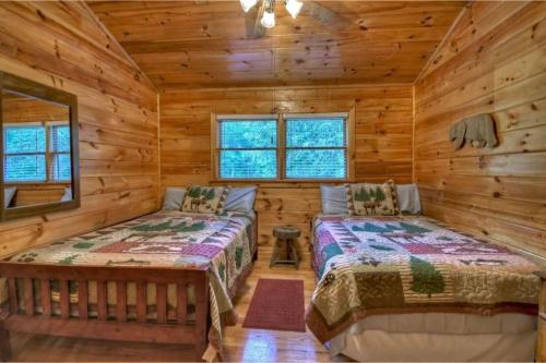 Private Log Cabin - Blue Ridge Mountains - Lake Blue Ridge in Morganton, USA