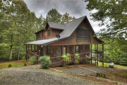 Private Log Cabin - Blue Ridge Mountains - Lake Blue Ridge in Morganton, USA