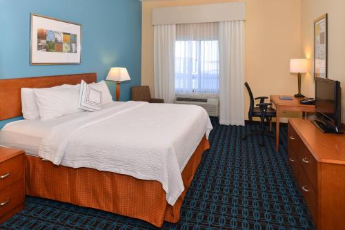 Fairfield Inn & Suites Bloomington