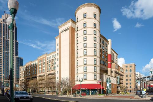 Accommodation in New Rochelle