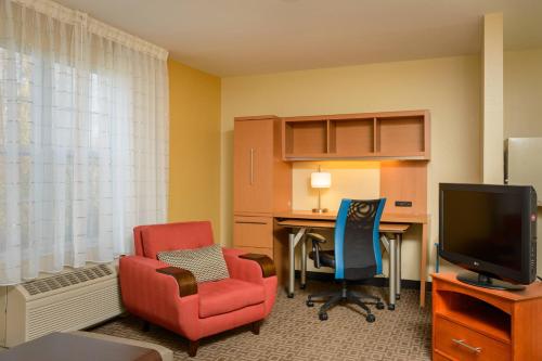 . TownePlace Suites by Marriott Fort Meade National Business Park