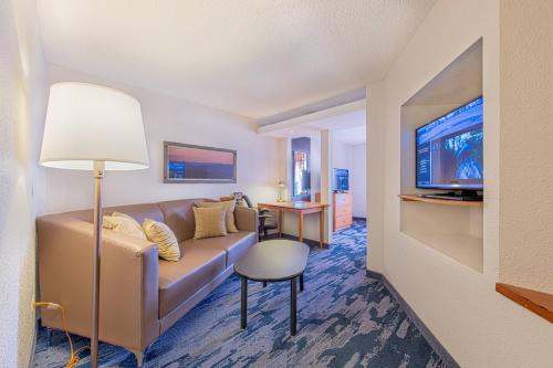 Fairfield Inn & Suites by Marriott Chicago Naperville