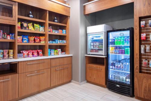 SpringHill Suites by Marriott Beaufort - image 2