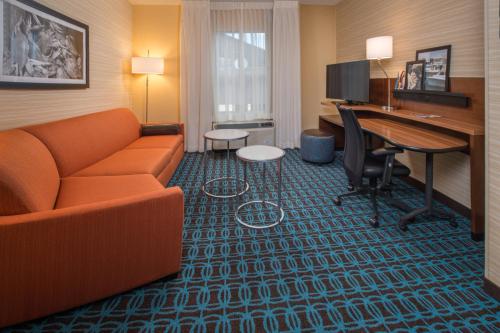 Fairfield Inn & Suites by Marriott Easton