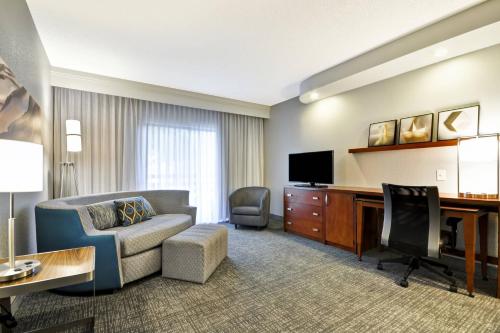 Newly Renovated One-Bedroom King Suite with Sofa Bed room in Courtyard by Marriott Dallas Medical/Market Center