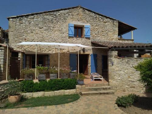 Maison de village en bordure de garrigue - Location saisonnière - Sainte-Anastasie