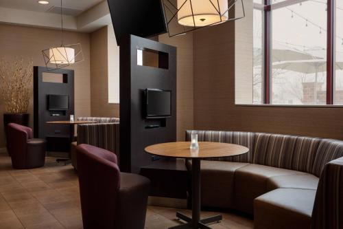 Courtyard by Marriott Denver Airport