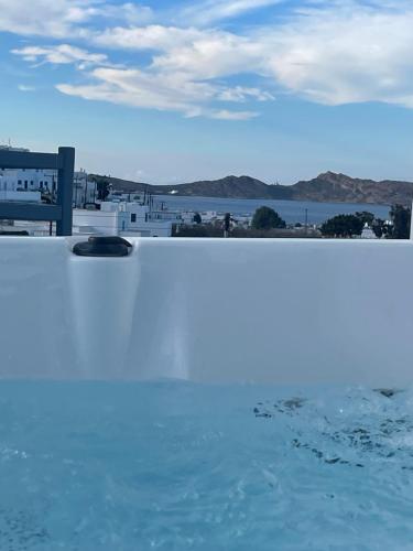  VILLA KOSTA in Naousa-Paros in Naoussa