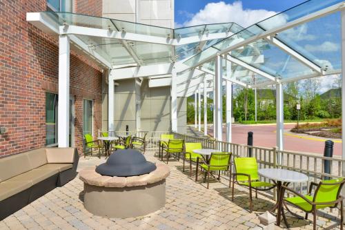SpringHill Suites Fairfax Fair Oaks - image 6