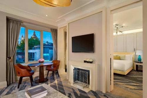 The Ritz-Carlton Budapest - brand new luxury hotel