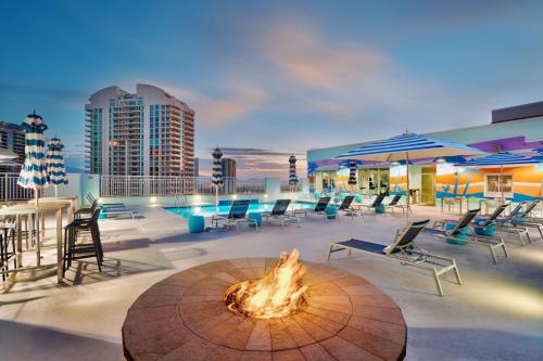 SpringHill Suites by Marriott Las Vegas Convention Center image 41