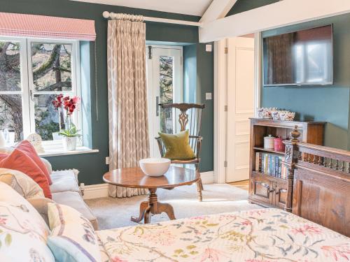 Prospect Cottage Loft - image 4