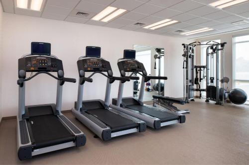 SpringHill Suites by Marriott Greensboro Airport - image 6